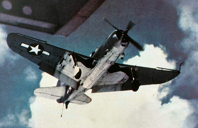 航空機・ヘリコプター Revell Monogram SB2C-4 HELLDIVER 1/48