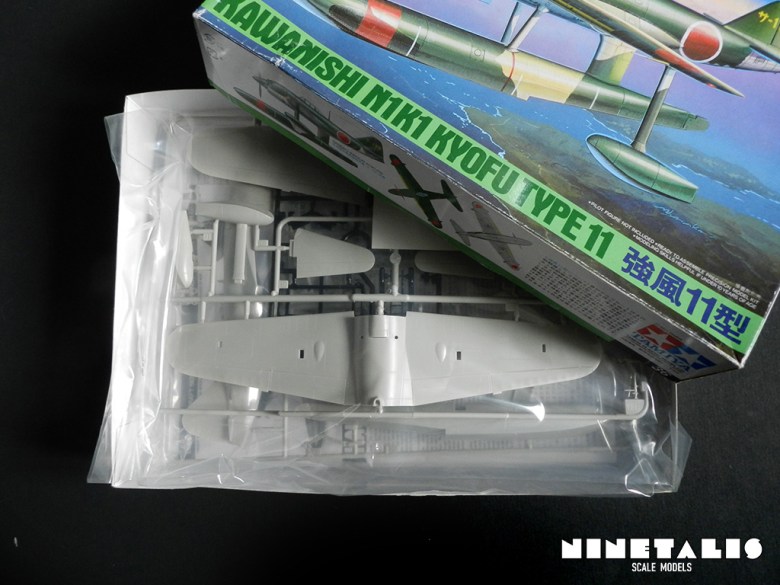 Unboxing Tamiya's kit number 61036 Kawanishi N1K1 Kyofu Type 11. floatN1K1-unboxed