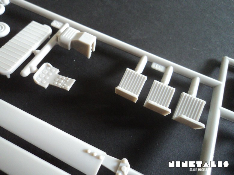 AllouetteIII-Sprue2details3