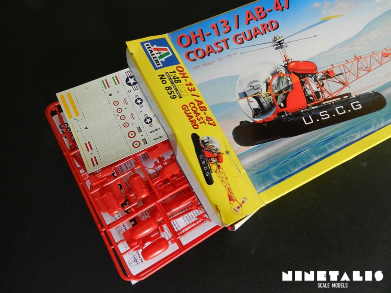 Unboxing the contents of the Italeri OH-13/AB-47 Coast Guard kit 859.