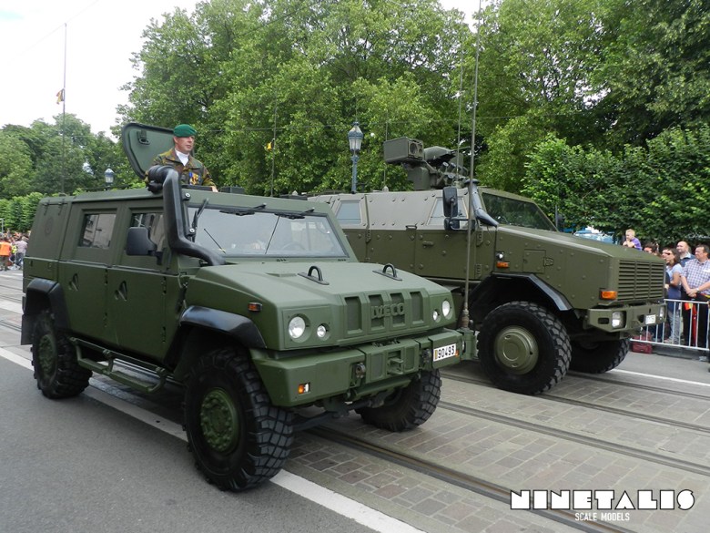 A Dingo and Iveco Lynx driving side by side. iveco-and-Dingo-Belgian-Army