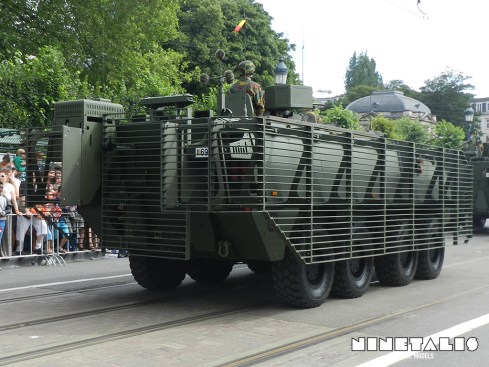 Piranha-covered-Belgian-Army