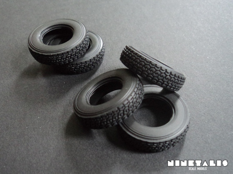 Pickup-ZPU2-rubberwheels2