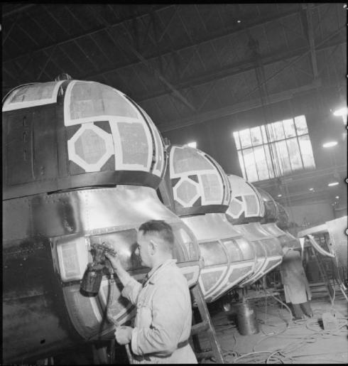 birth_of_a_bomber-_aircraft_production_in_britain_1942_d7100
